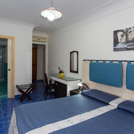 Fico D'India Relais Hotel Фуроре Стая снимка