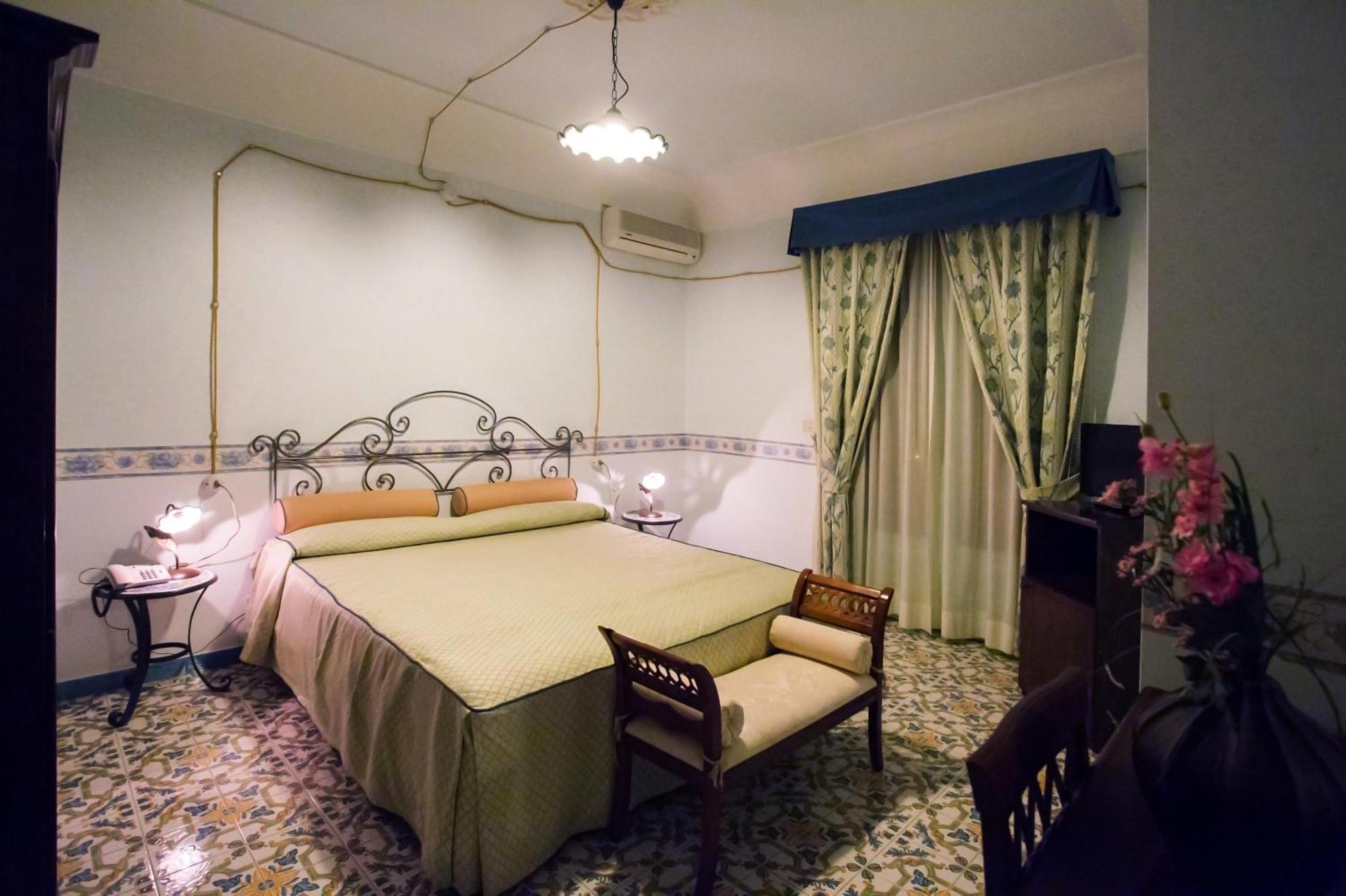 Fico D'India Relais Hotel Фуроре Стая снимка