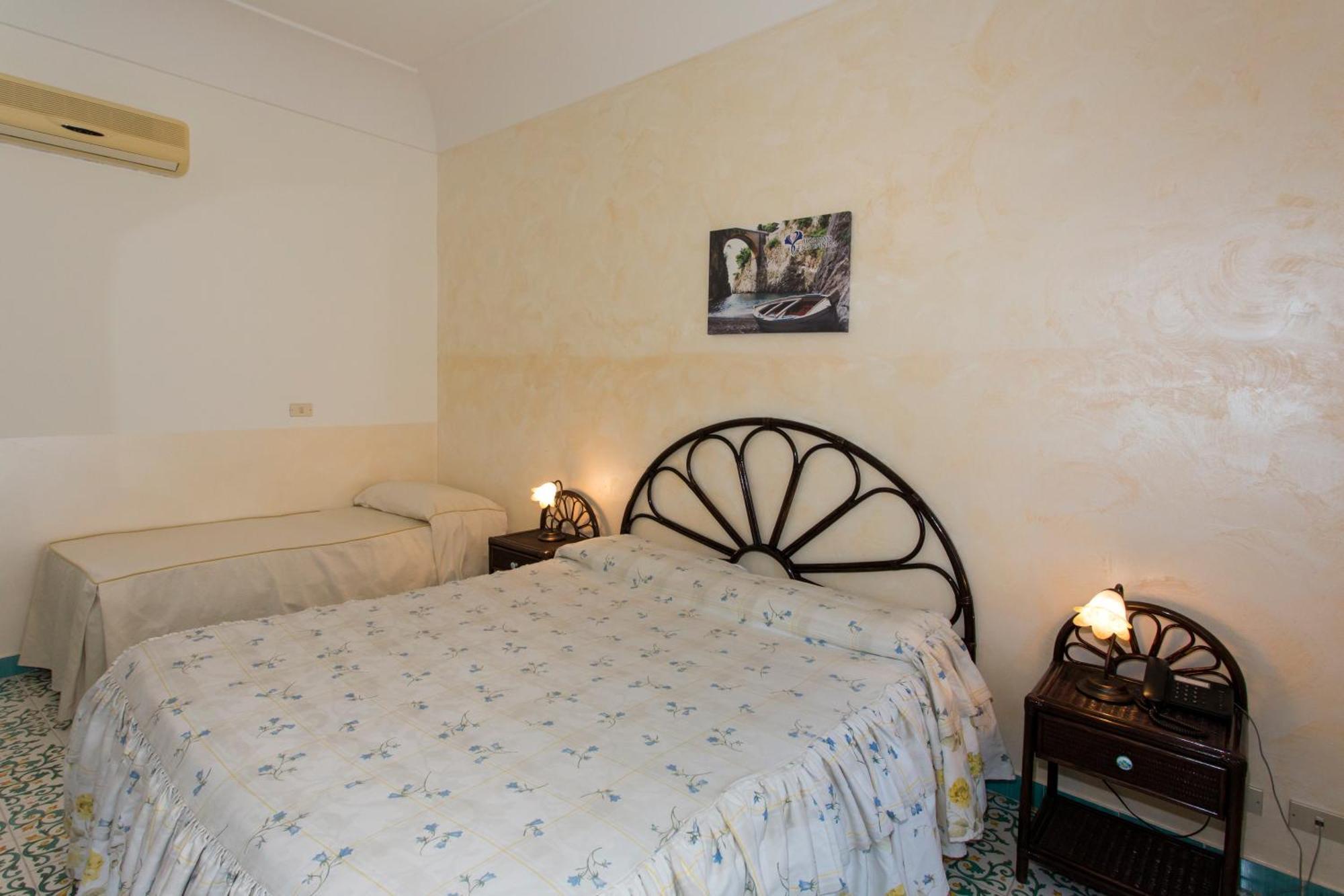 Fico D'India Relais Hotel Фуроре Стая снимка