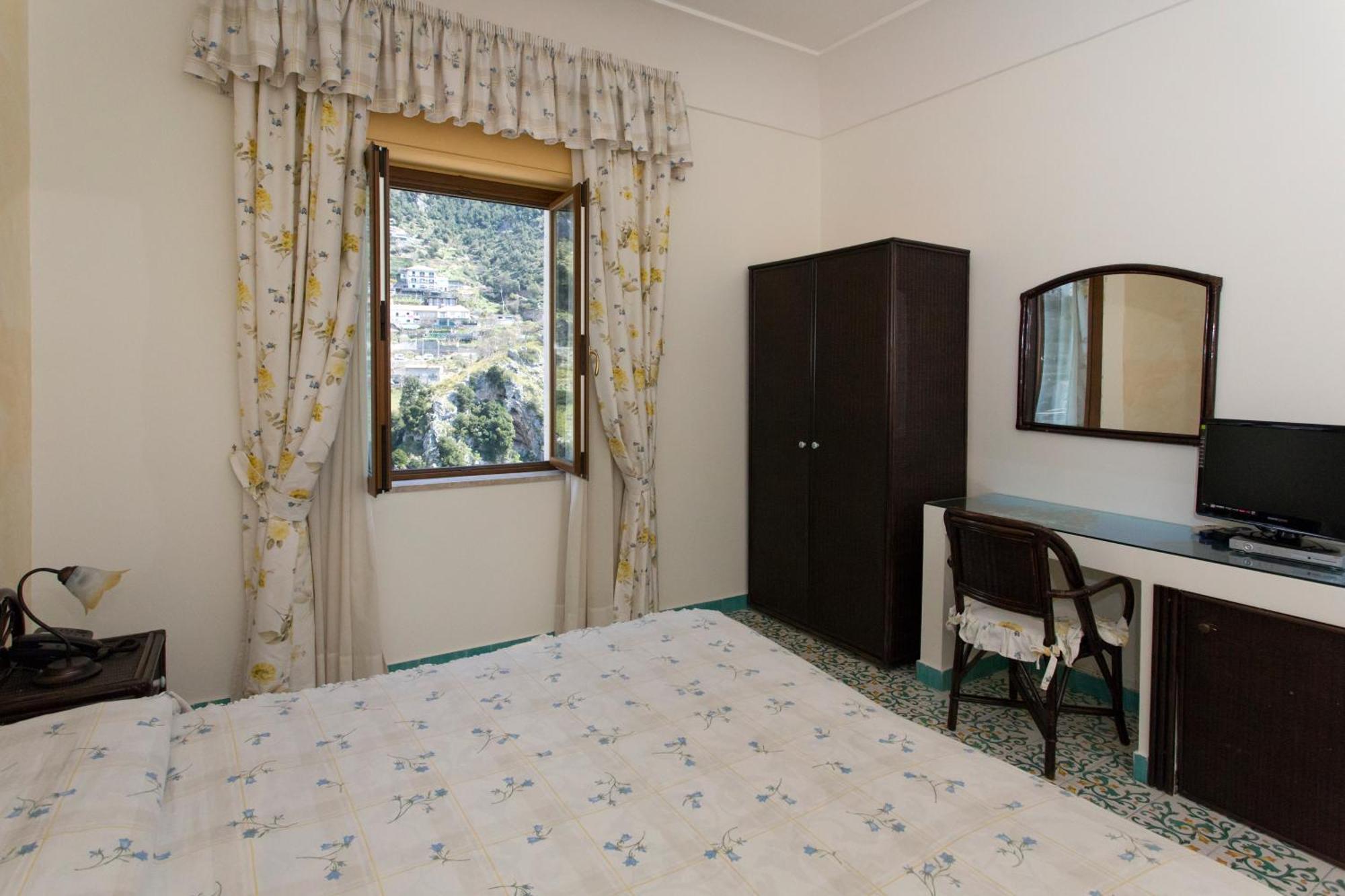 Fico D'India Relais Hotel Фуроре Стая снимка