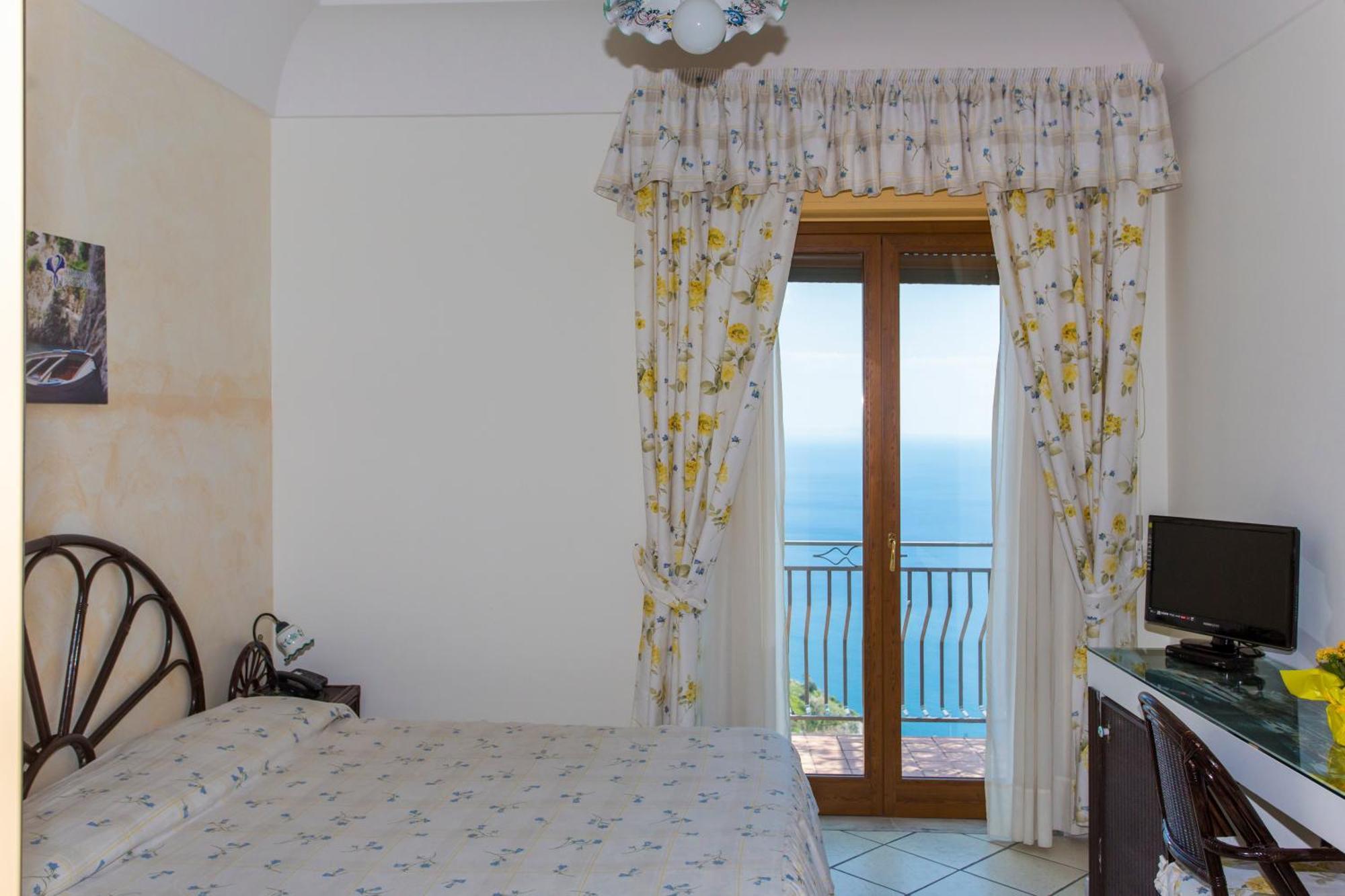 Fico D'India Relais Hotel Фуроре Стая снимка